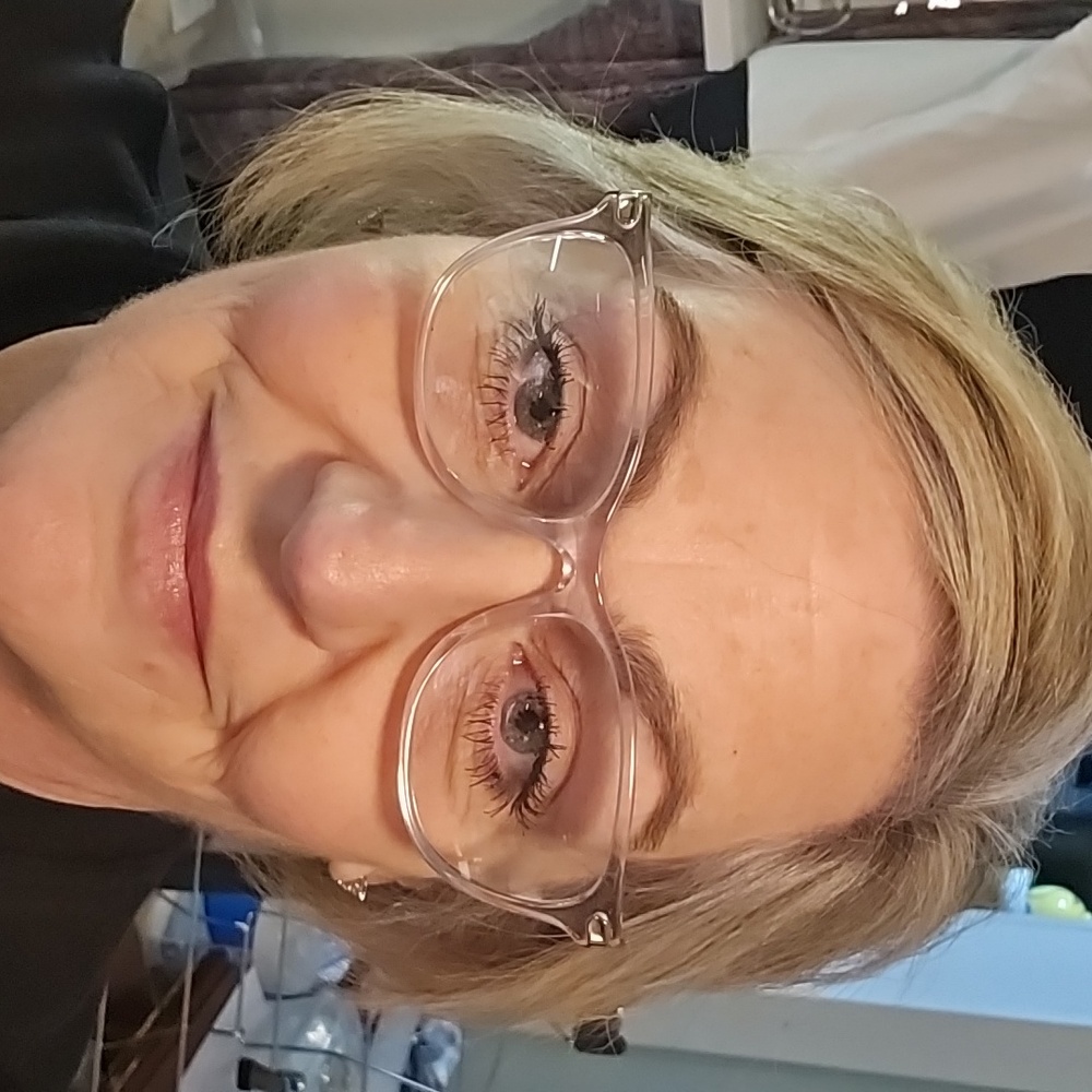 Meet your Posher, Jeanie